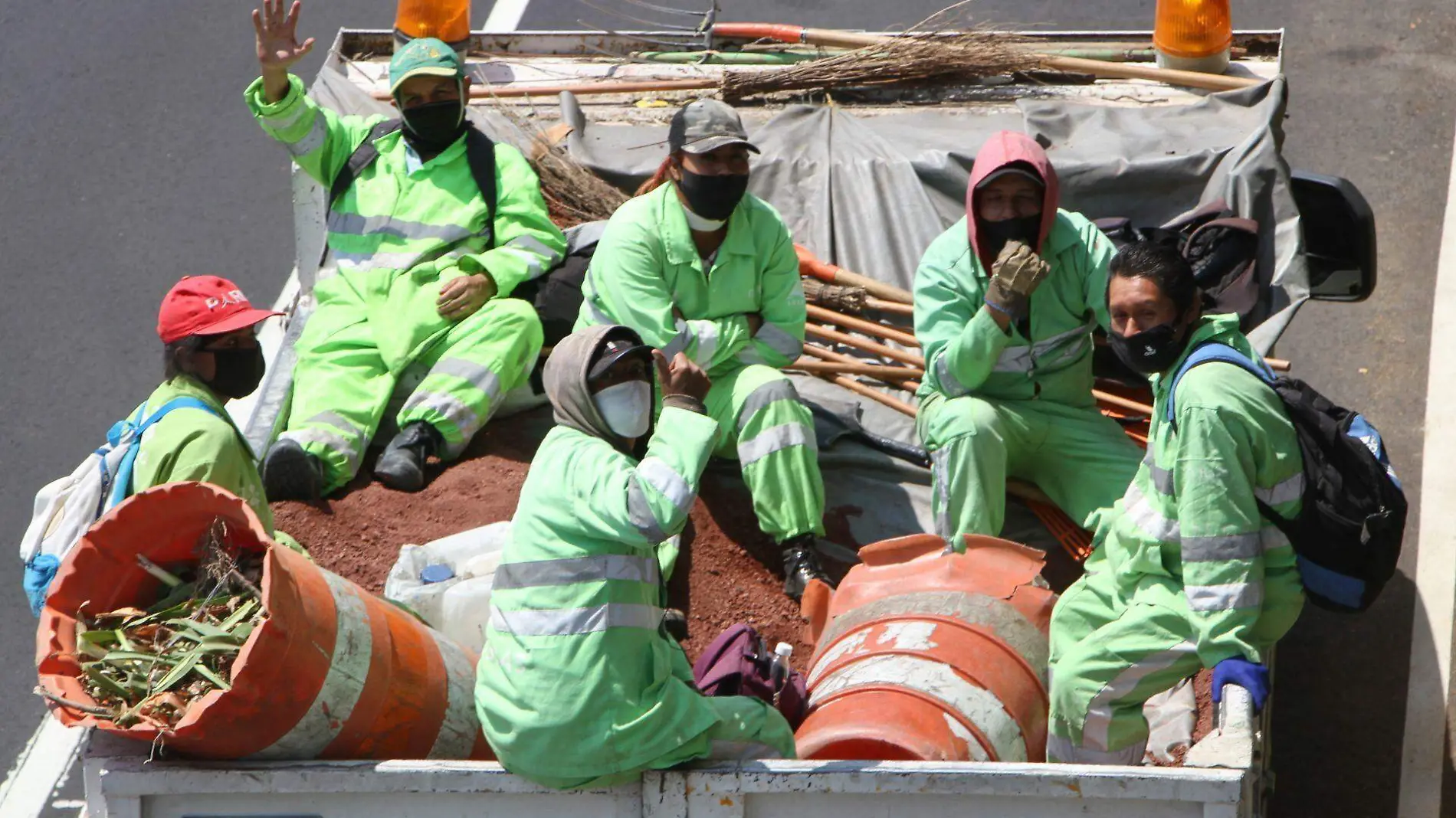 763925_Trabajadores de limpia-4_web